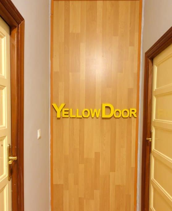 Yellow Door 2 Ponferrada Kültér fotó